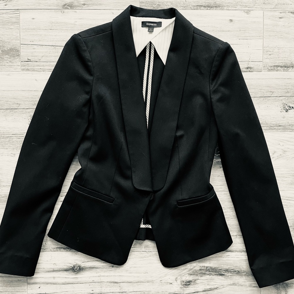 Express Boyfriend Shawl Lapel Tuxedo BlazerJacket Size 0 XS
